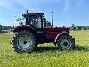 Customer Photo of Tractor Driving Wiltshire Customer Photo of Tractor Driving Wiltshire